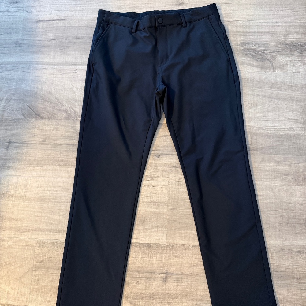 Greg Norman Men’s Golf Pants – Black | Size 32x30